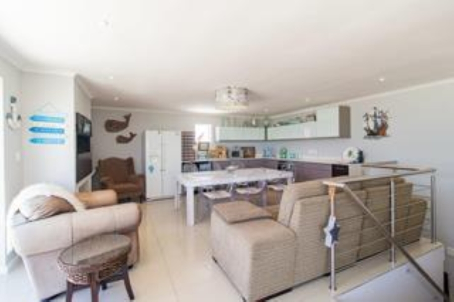 5 Bedroom Property for Sale in Van Riebeeckstrand Western Cape
